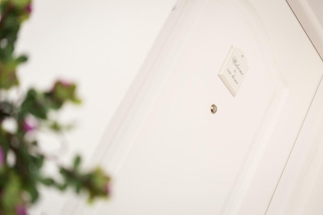 Beachside Cosy Apartment With Pool Estepona Esterno foto