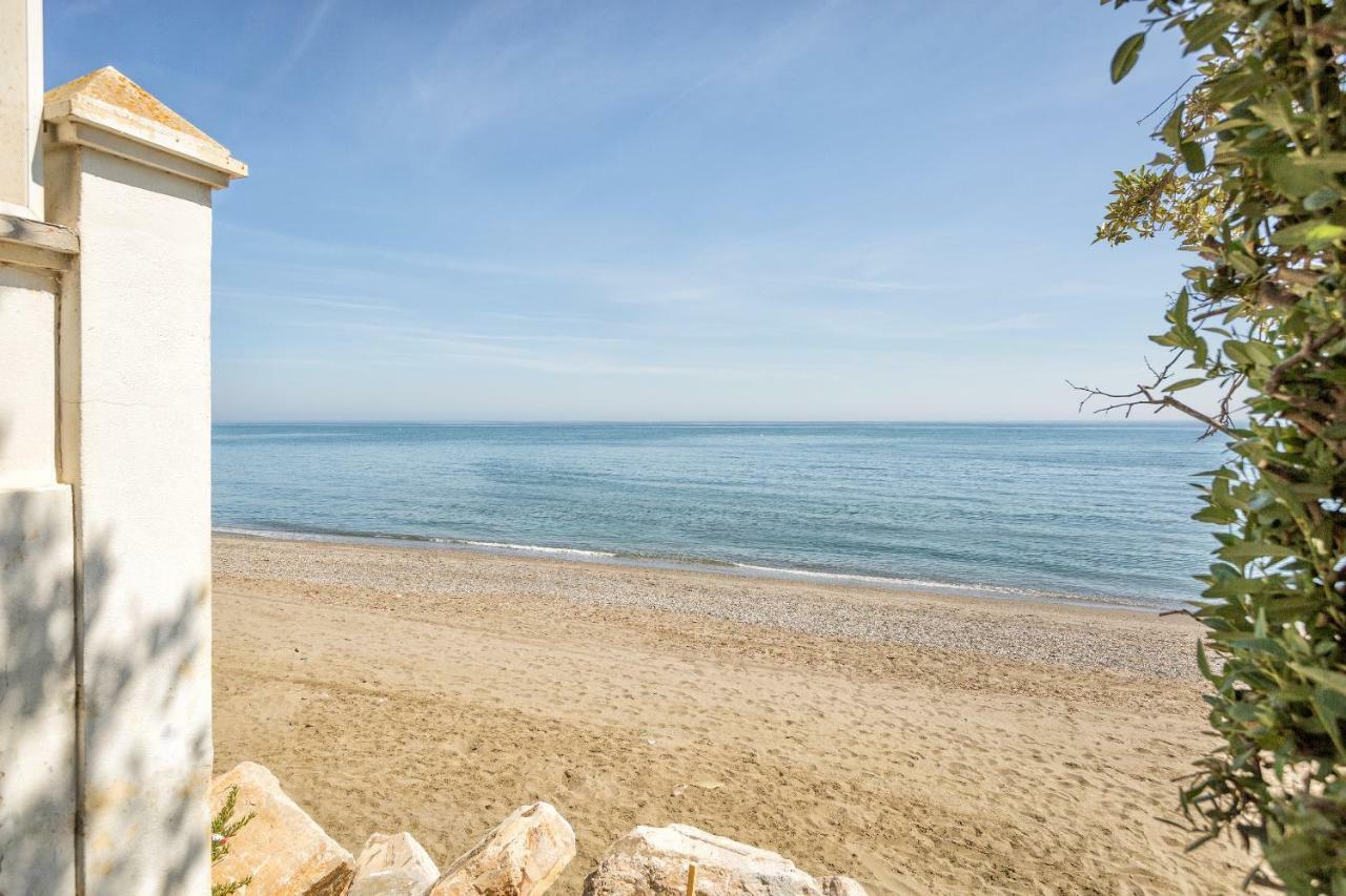 Beachside Cosy Apartment With Pool Estepona Esterno foto
