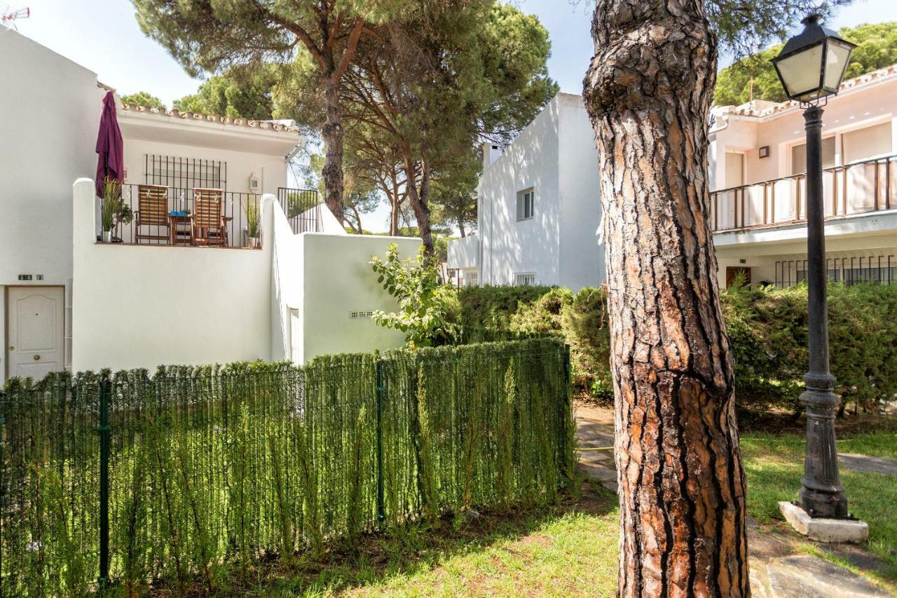 Beachside Cosy Apartment With Pool Estepona Esterno foto